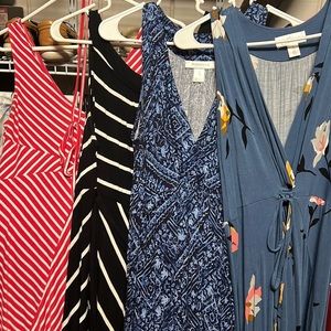 Lot of 3 SMALL MATERNITY DRESSES